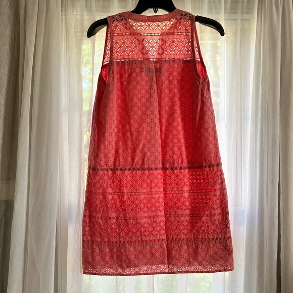 LOFT Eyelet Shift Dress - Picture 4 of 15